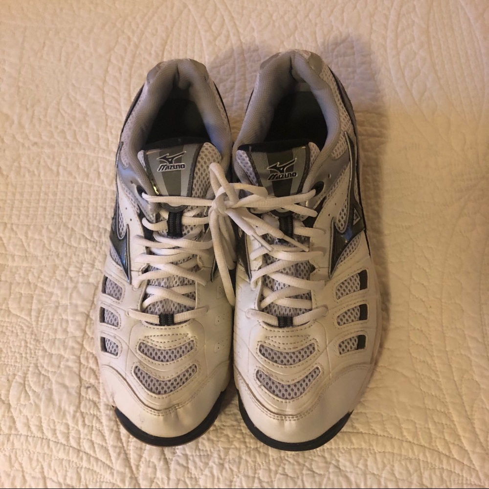 Mizuno Volleyball shoes